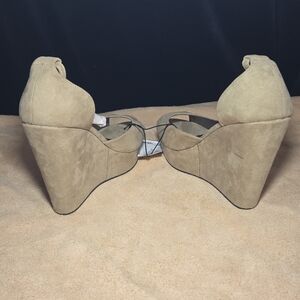 Sexy Peep-Toe Platform Shoes